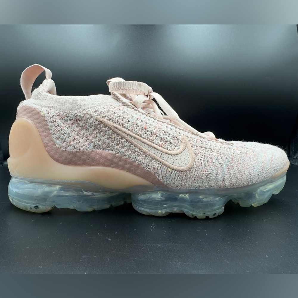 Nike Air VaporMax Flyknit 2021 Pink Oxford DJ9975-600 Women’s Sz 6